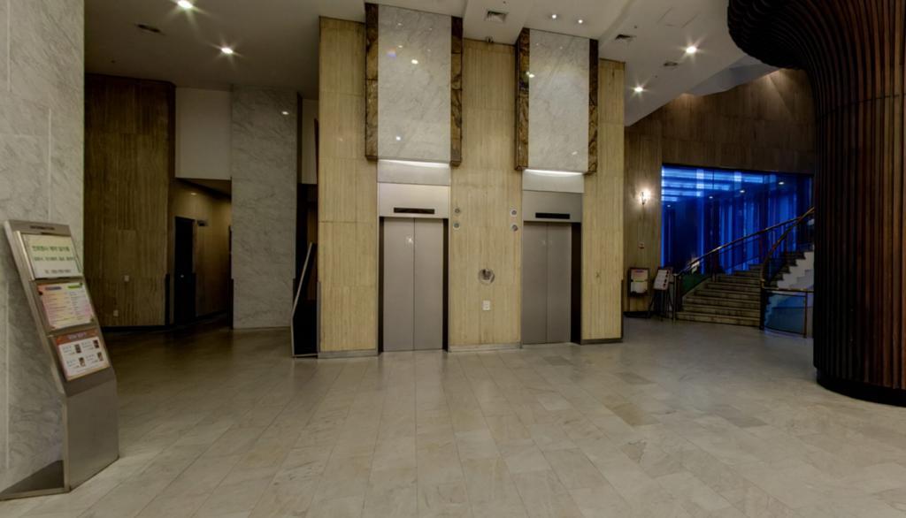 Changwon Hotel Екстериор снимка