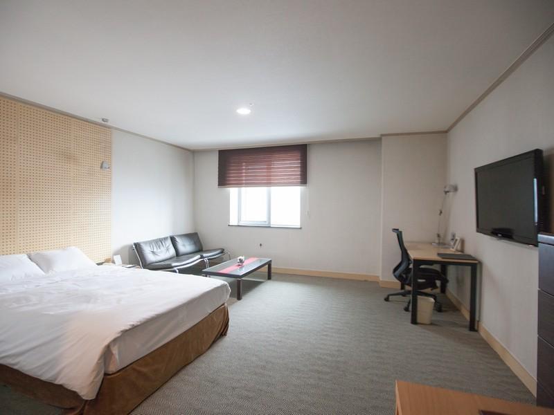 Changwon Hotel Екстериор снимка