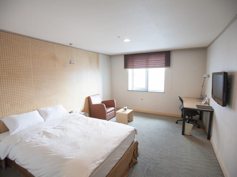Changwon Hotel Екстериор снимка