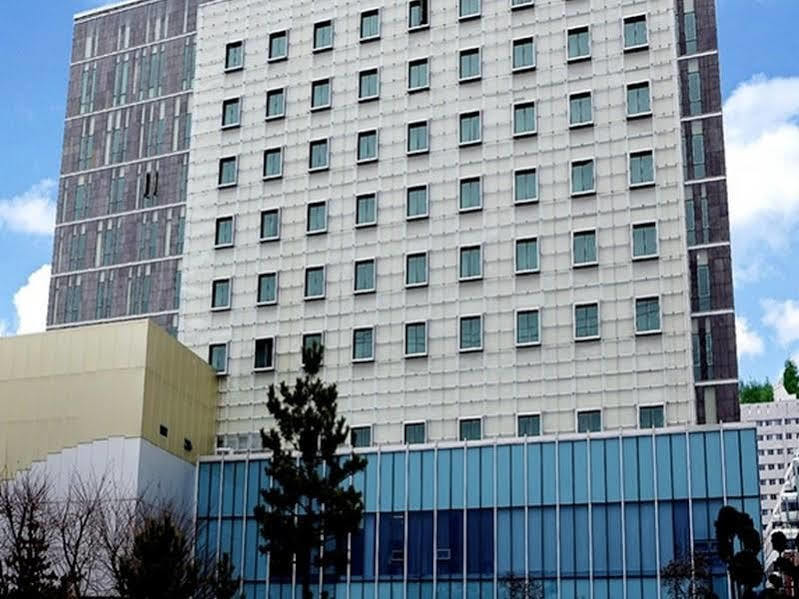 Changwon Hotel Екстериор снимка
